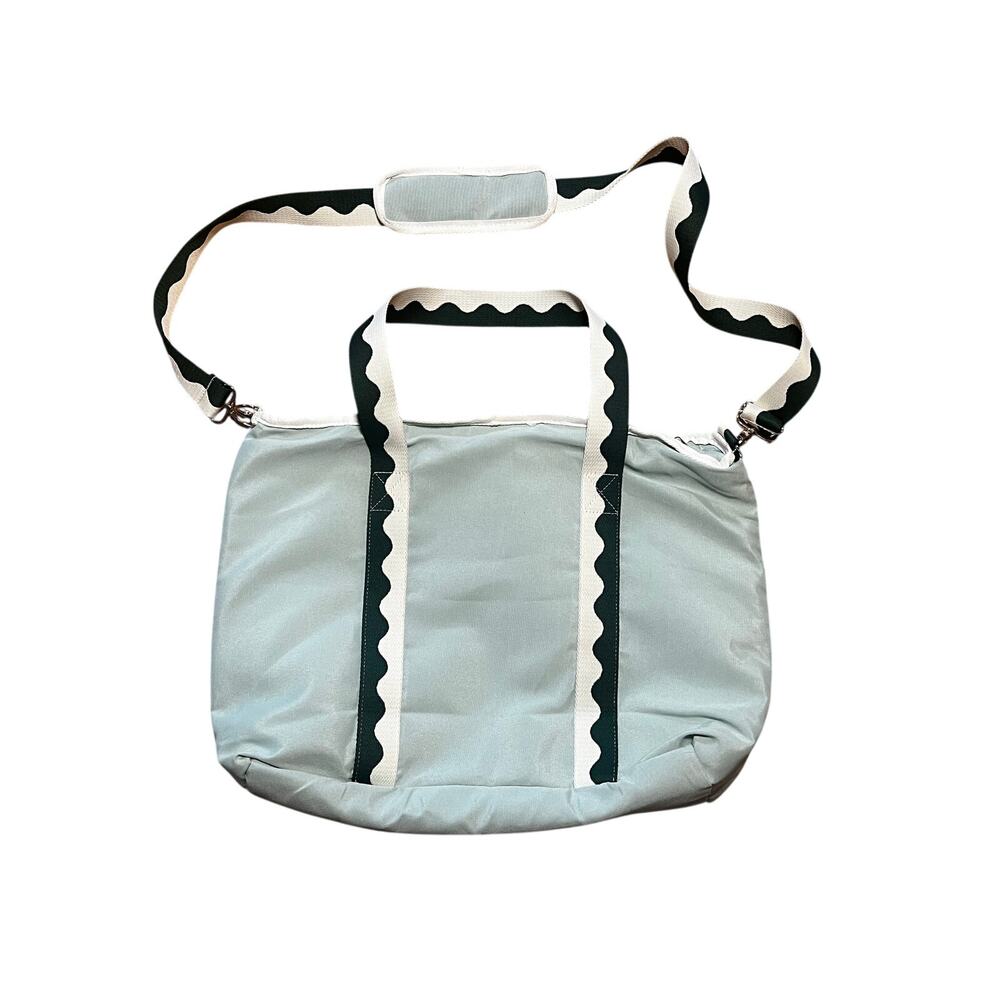 Business & Pleasure Co. Sage Green Scallop Holiday Cooler Tote NWT - Picture 5 of 8